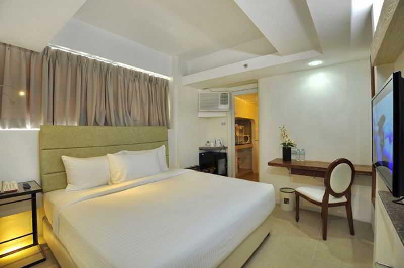 Wellcome Hotel Cebu Bagian luar foto