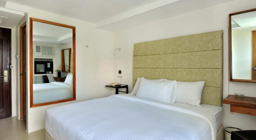 Wellcome Hotel Cebu Bagian luar foto