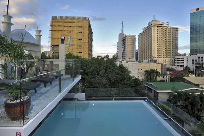 Wellcome Hotel Cebu Bagian luar foto